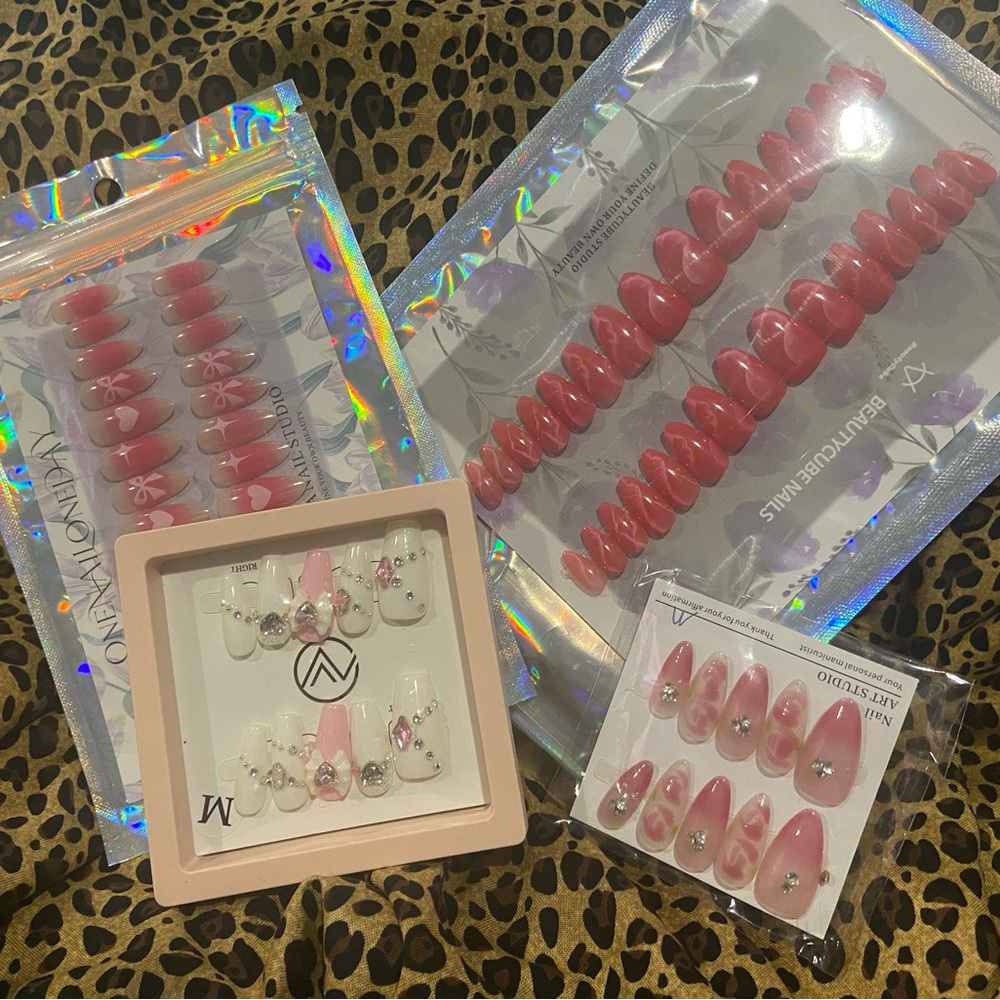 Assorted Pink Press-On Nail Sets - Gloss & Embellished Styles